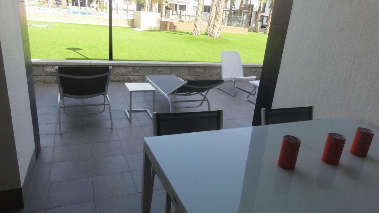 Oasis Beach 5 Apartman Orihuela Kültér fotó